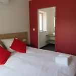 Les Jardins De Saulzet Hotel 3*