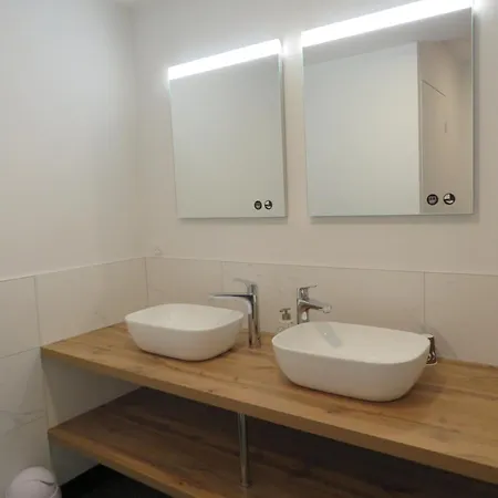 Hotel Les Jardins De Saulzet 3*