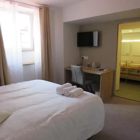 Les Jardins De Saulzet 3*