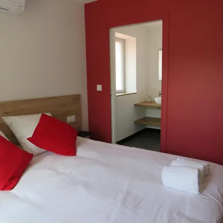 Les Jardins De Saulzet Hotel 3*