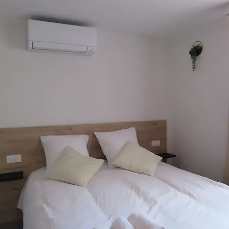 Les Jardins De Saulzet 3*