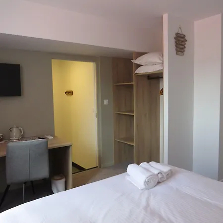 Les Jardins De Saulzet Hotel 3*